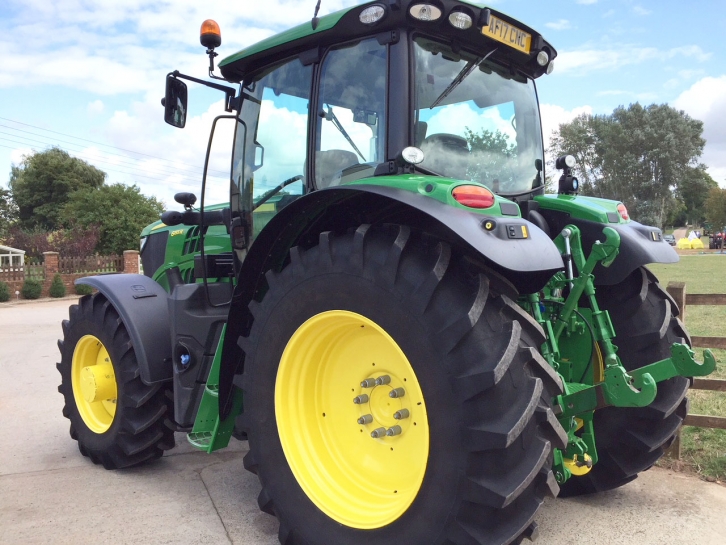 John Deere 6155R