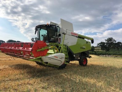 Claas 630 Montana