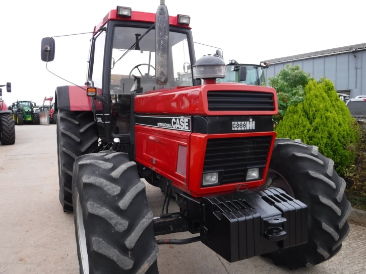 Case 1255XL