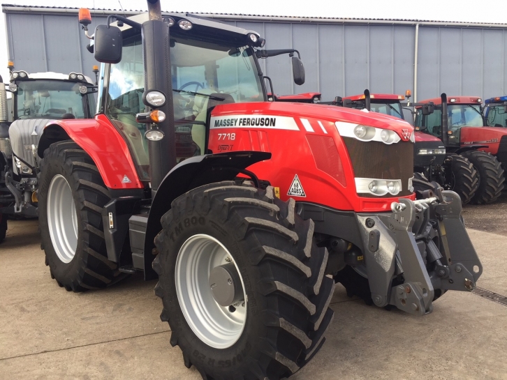 Massey Ferguson 7718 Exclusive