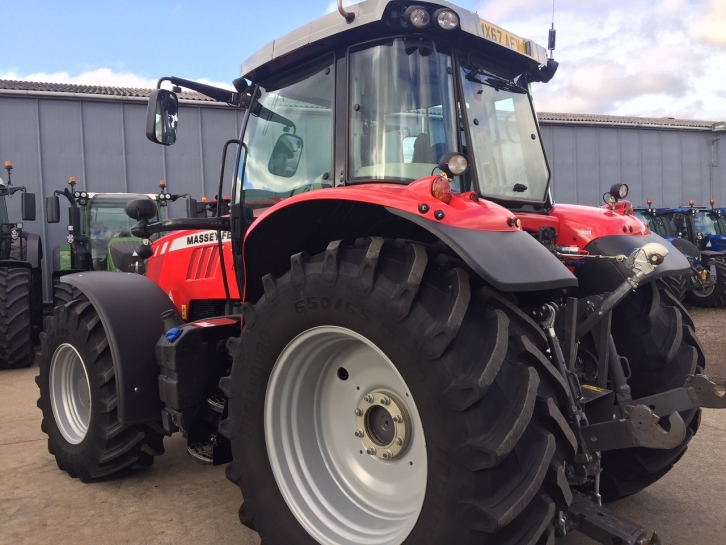 Massey Ferguson 7718 Exclusive