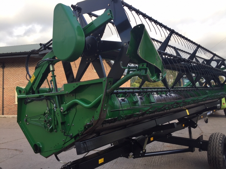 John Deere T560 Hillmaster