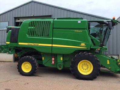 John Deere T560 Hillmaster