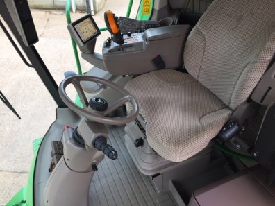 John Deere T560 Hillmaster