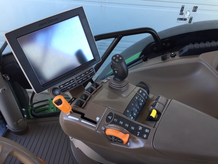 John Deere 6155R