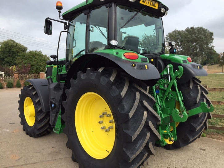 John Deere 6155R