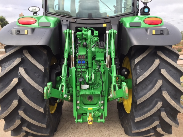 John Deere 6155R