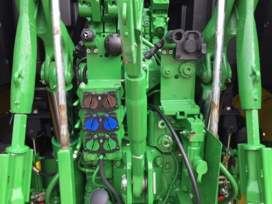 John Deere 6155R