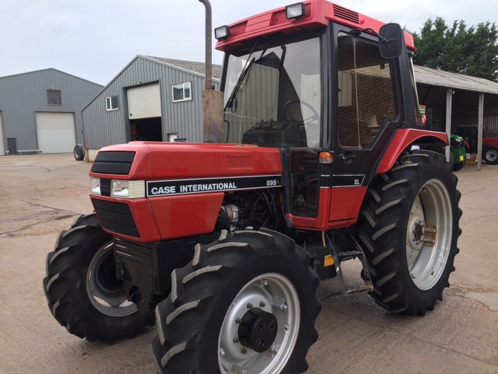 Case 895XL