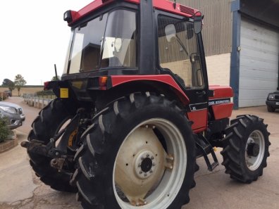 Case 895XL