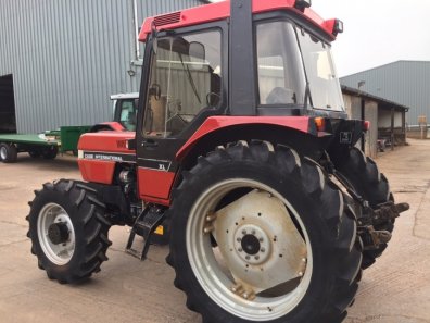 Case 895XL
