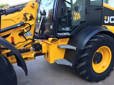 JCB TM 320S