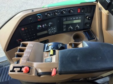 John Deere 8100