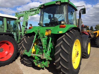 John Deere 8100