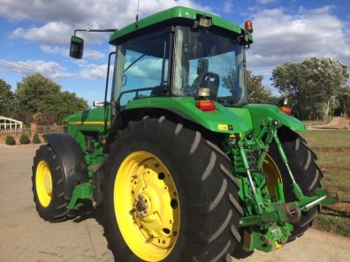 John Deere 8100