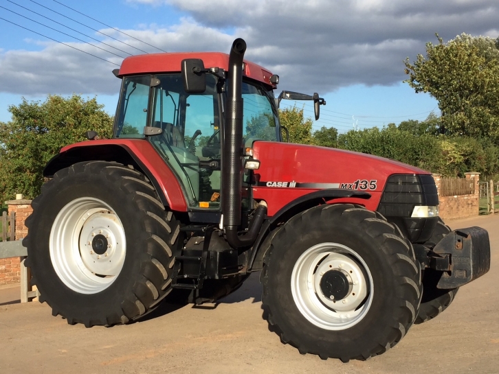 Case MX 135