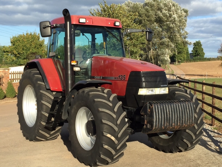 Case MX 135
