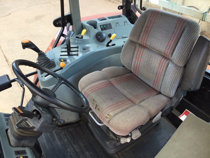 Case MX 135