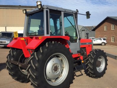 Massey Ferguson 675
