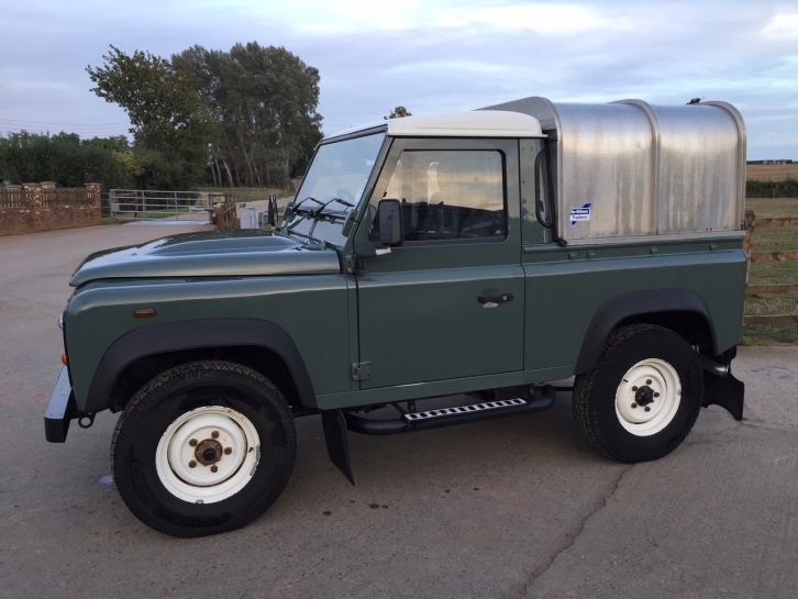 Land Rover Defender 90 Truck Cab 2.4 TDCi