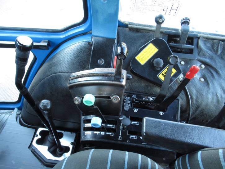 Ford 6610