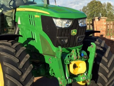 John Deere 6150R
