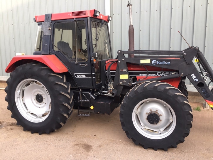 Case International 956XL
