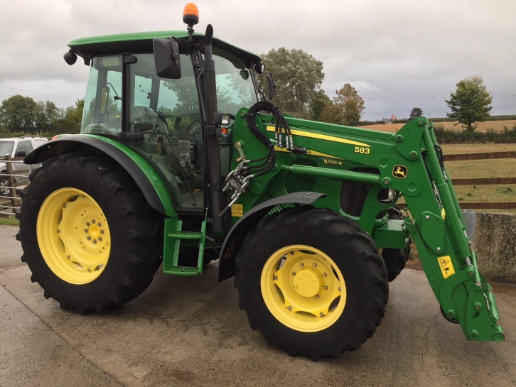 John Deere 5100R