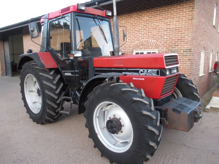 Case 1056XL