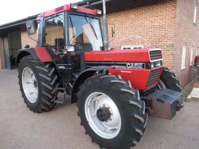 Case 1056XL