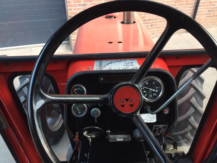 Massey Ferguson 590