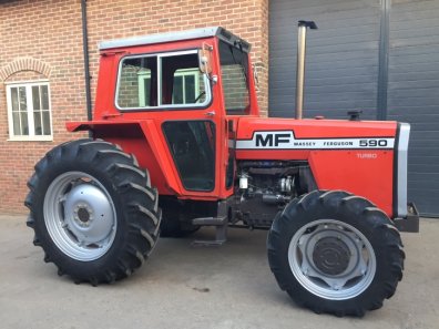 Massey Ferguson 590