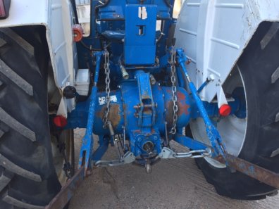 Ford 4600