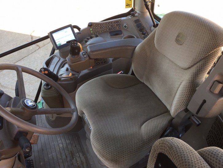 John Deere 6155R