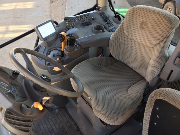 John Deere 6155R