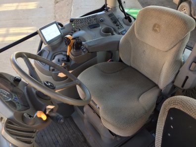 John Deere 6155R