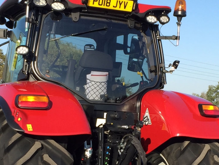 Case CVX 165