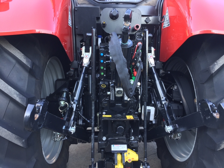 Case CVX 165
