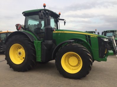 John Deere 8370R