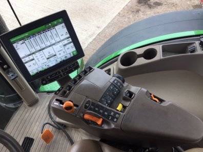 John Deere 8370R