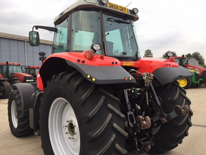 Massey Ferguson 6490