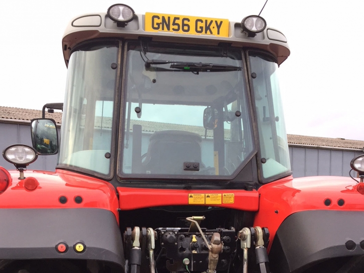 Massey Ferguson 6490