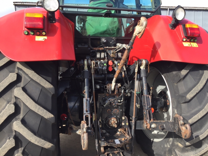 Case CVX 170