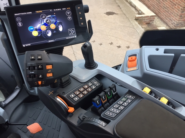 Valtra N174 Direct