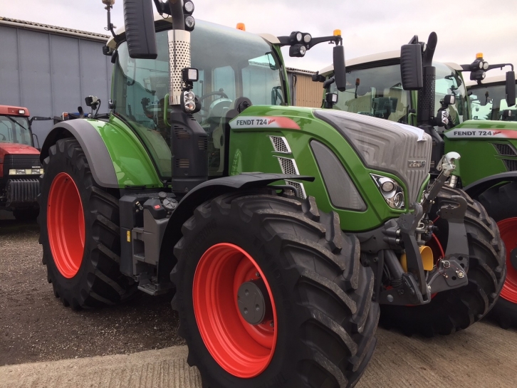 Fendt 724 Profi-Plus