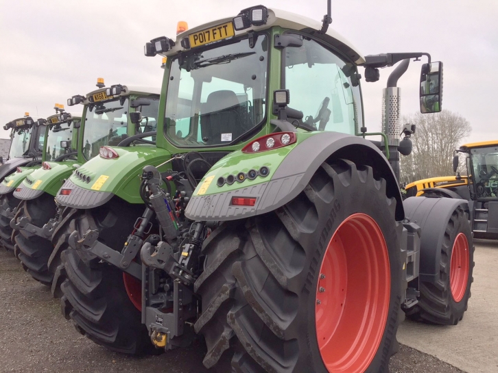 Fendt 724 Profi-Plus