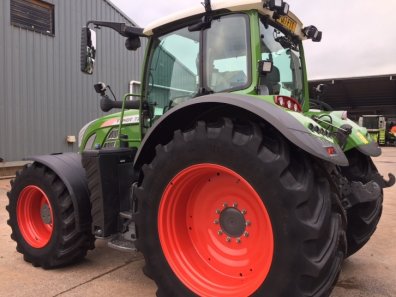 Fendt 724 Profi-Plus