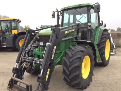 John Deere 6800