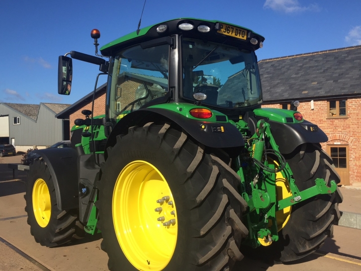 John Deere 6155R