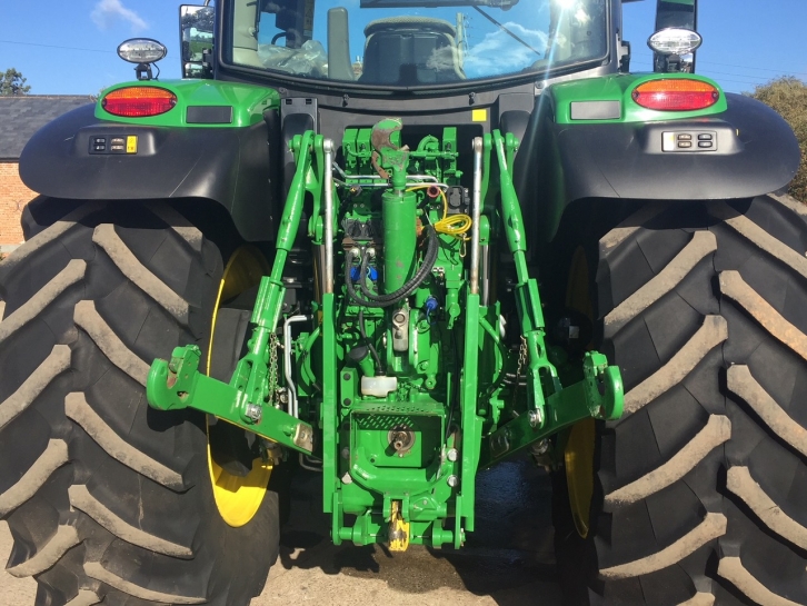 John Deere 6155R